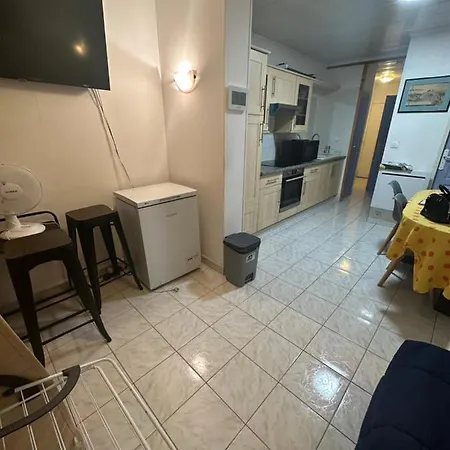 A La Semaine Ou Au Jour / Location Meuble 30m² Apartment *